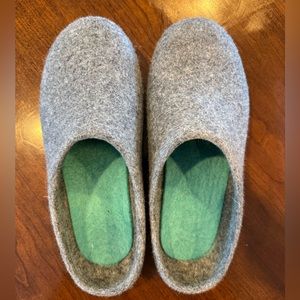 Men's Kyrgies Classics Felted Wool Slippers Gray 42 (9-9.5)